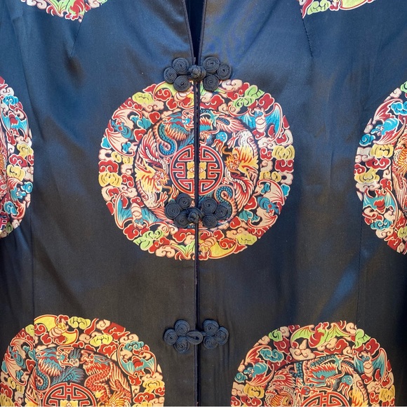 Vintage black silk blouse with asian designs frog buttons, Jade brand, Medium - Picture 3 of 11